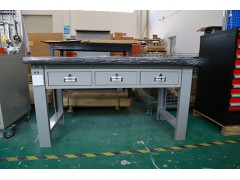 車間操作臺電子臺流水臺鑄鐵不銹鋼桌面復合實木工作桌