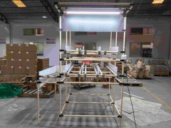 源頭工廠流利條米黃色貨架組裝可拆復合管工作臺帶燈現貨可定